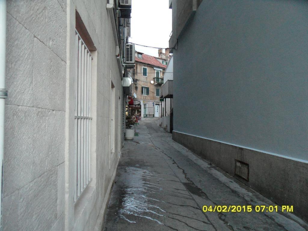 Rooms Miletic Near The Palace Split Extérieur photo