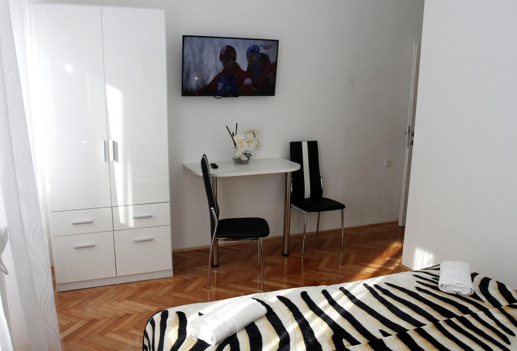 Rooms Miletic Near The Palace Split Chambre photo