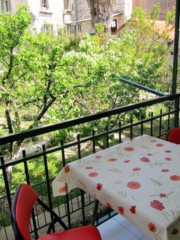 Rooms Miletic Near The Palace Split Chambre photo