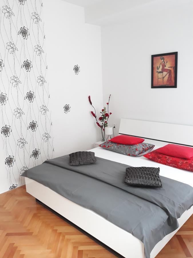 Rooms Miletic Near The Palace Split Extérieur photo